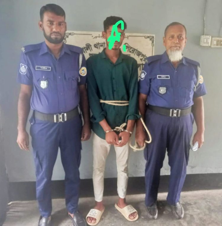 কাউখালীতে জিআর ওয়ারেন্টভুক্ত আসামি রিয়াজ হাওলাদার গ্রেফতার, আদালতে প্রেরণ