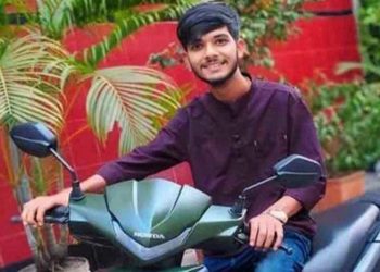 মোরেলগঞ্জে ফেসবুক লাইভে এসে যুবকের আত্মহত্যা