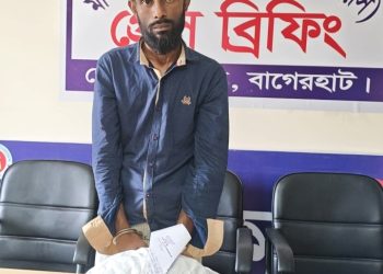 বাগেরহাটে ২ কেজি গাঁজা ও ২০ পিস ইয়াবাসহ মাদক কারবারি আটক