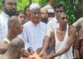 বাউফলে তিন প্রতিবন্ধী ভাইকে আর্থিক সহায়তা প্রদান