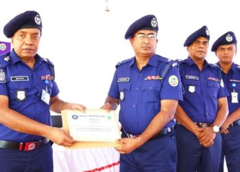 বরগুনা জেলার শ্রেষ্ঠ ওসি নির্বাচিত হয়েছেন আমতলী থানার হাচনাইন পারভেজ
