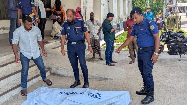 কুয়াকাটায় পথচারীকে বাঁচাতে গিয়ে মোটরসাইকেল দুর্ঘটনায় পর্যটক নিহত, আহত ৩