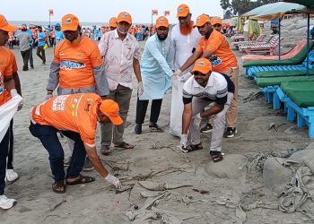 কুয়াকাটায় বিশ্ব পরিবেশ দিবসে পরিচ্ছন্নতা অভিযান