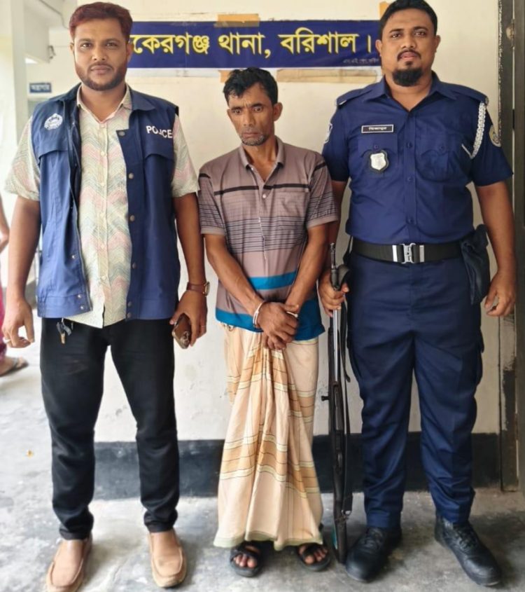 বাকেরগঞ্জে ৩২ পিস ইয়াবাসহ মাদক ব্যবসায়ী সিজন গাজী আটক
