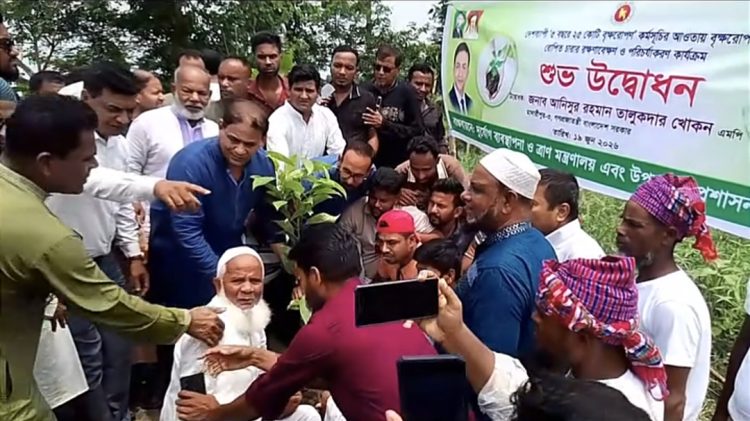 বৃক্ষরোপণ কর্মসূচির মাধ্যমে পরিবেশগত বিপর্যয় রোধ সম্ভব: খোকন তালুকদার