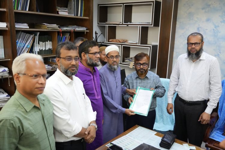 পবিপ্রবিতে নতুন রেজিস্ট্রার, ডিন ও পরিবহন কর্মকর্তার যোগদান
