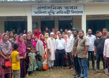 দুমকির জলিশা প্রতিবন্ধী বিদ্যালয় পরিদর্শনে উপজেলা শিক্ষা কর্মকর্তা