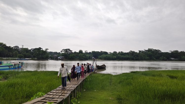 ‎লাউকাঠি নদীর ওপর ব্রিজ নির্মাণের নির্দেশ; ‎খুলে যাবে অর্থনৈতিক ও সামাজিক উন্নয়নের চাকা