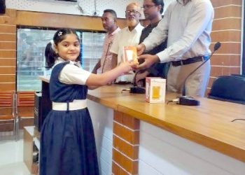 কলাপাড়ায় শিশু শিক্ষার্থীকে শুদ্ধভাবে জাতীয় সঙ্গীত শেখার কার্যক্রম শুরু, ইউএনওর প্রশংসনীয় উদ্যোগ