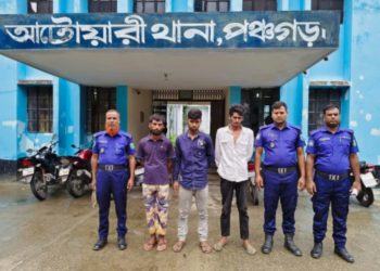 পঞ্চগড়ে মাদকের বিরুদ্ধে কঠোর অভিযান, তিন কারবারির ৬ মাসের বিনাশ্রম কারাদণ্ড