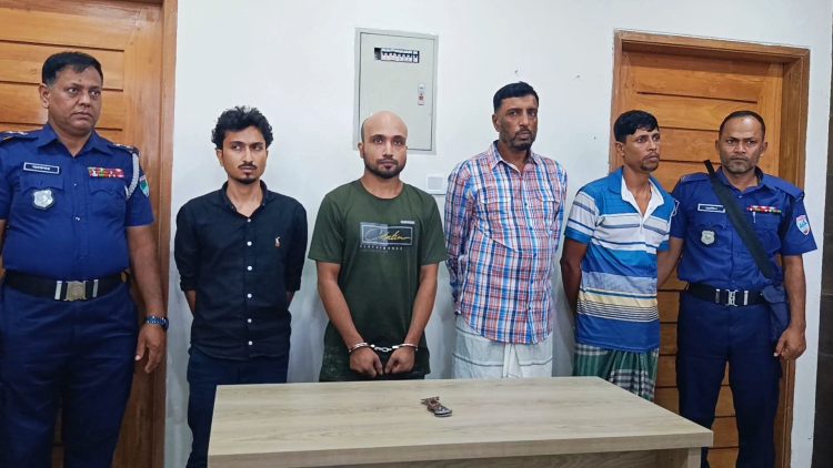 বাগেরহাটে আইনজীবী হত্যা মামলার প্রধান আসামিসহ ৪ জন গ্রেফতার