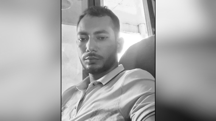 বজ্রপাতে নিখোঁজের দুই দিন পর গঙ্গামতি সৈকত থেকে জেলের মরদেহ উদ্ধার