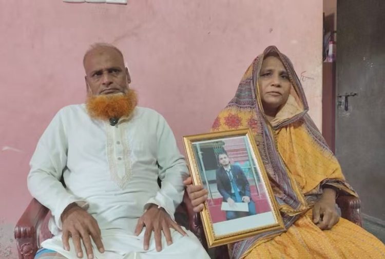দশমিনায় শহীদ জিহাদের রক্তমাখা জামা এখন শুধুই স্মৃতি