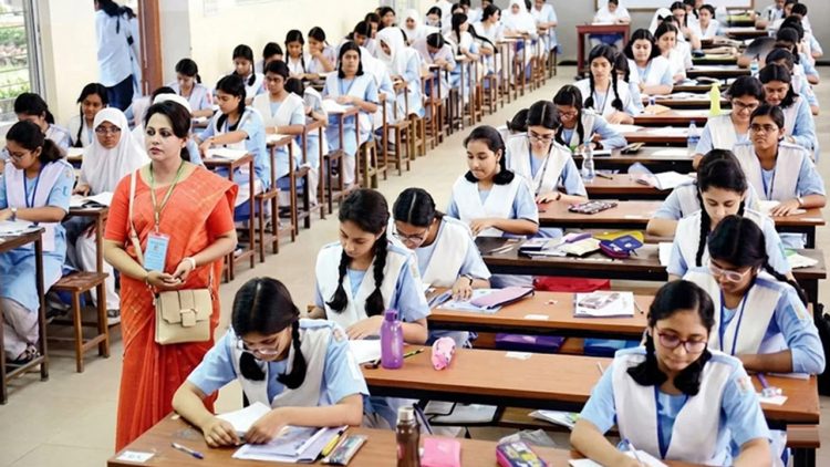 এইচএসসিসহ সমমানের পরীক্ষায় পটুয়াখালীতে ৫৫টি কেন্দ্রে পরীক্ষার্থী ১৫,৮৮৮ জন, প্রস্তুতি সম্পন্ন