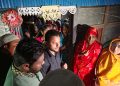 বঙ্গোপসাগরে ট্রলার ডুবির ঘটনায়  ক্ষতিগ্রস্ত জেলে পরিবারের পাশে  গলাচিপা উপজেলা প্রশাসন