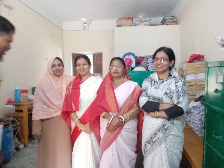 শিক্ষিকা দীপা রানী দাসের মৃত্যুতে সহকর্মীর আবেগঘন ফেসবুক পোস্ট; রহস্য উদ্ঘাটনে সুষ্ঠু তদন্তের দাবি