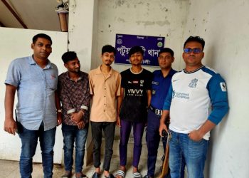 পটুয়াখালী মেডিকেল কলেজ এলাকায় অভিযান: চুরি-ছিনতাই ও মাদকসেবনের অভিযোগে ৩ জন আটক