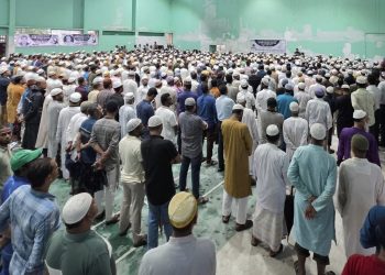 না ফেরার দেশে কাজী মাহবুব আলম, শেষ বিদায়ে মানুষের ঢল