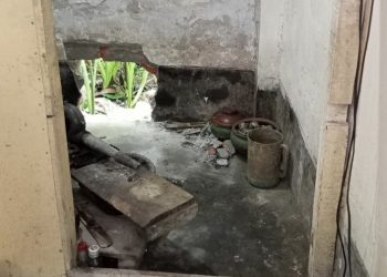 কাউখালীতে দেয়াল ভেঙ্গে স্বর্ণের দোকানে দুঃসাহসিক চুরি