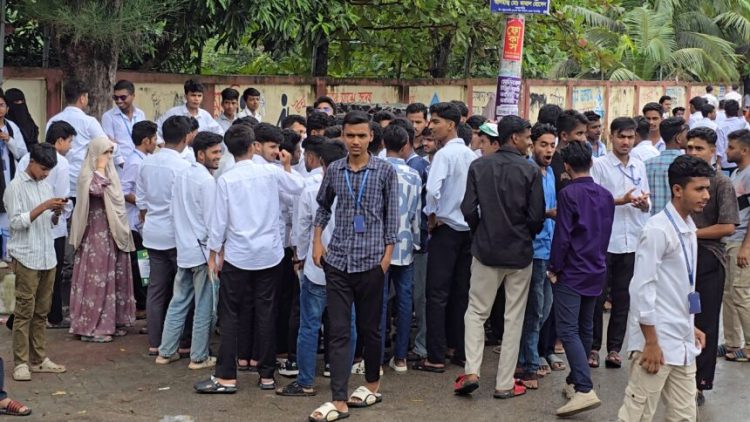 পটুয়াখালীতে শিক্ষা মন্ত্রীর পদত্যাগ দাবিতে ঘোষিত কর্মসূচি পালন হয়নি