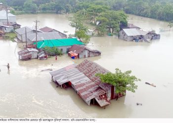 কলাপাড়ায় বেড়িবাঁধের বাইরে ৬ হাজার পরিবারের বসবাস, জলোচ্ছ্বাস আতঙ্কে নির্ঘুম রাত