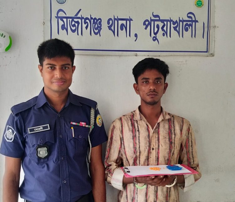 মির্জাগঞ্জে বিশেষ অভিযানে ৮১ পিস ইয়াবাসহ যুবক আটক