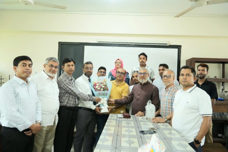 পবিপ্রবিতে নবনিযুক্ত উপ-উপাচার্যকে মৃত্তিকা বিজ্ঞান বিভাগের সংবর্ধনা