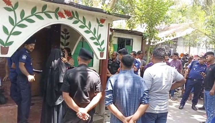 কালকিনিতে ককটেল বিস্ফোরণে মাদ্রাসার ৬ শিক্ষার্থী আহত