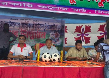 মির্জাগঞ্জে: মির্জাগঞ্জ ফাউন্ডেশন গোল্ডকাপ ফুটবল টুর্নামেন্টের উদ্বোধন