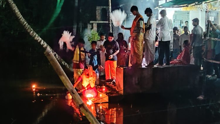 মঙ্গলদীপের আলোয় মির্জাগঞ্জে উৎসবের সূচনা, শুরু ৮ দিনের আনন্দমেলা