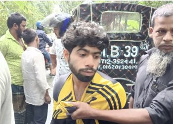 দুমকিতে শিশু ধর্ষণের চেষ্টাকালে সোহাগ নামের যুবক আটক