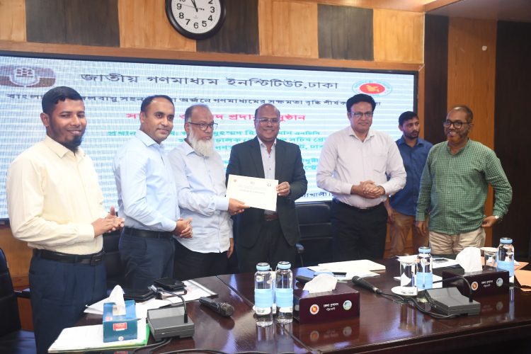 পটুয়াখালীতে জলবায়ু সহনশীলতা অর্জনে গণমাধ্যমের সক্ষমতা বৃদ্ধির প্রশিক্ষণ কর্মশালার সমাপ্তি
