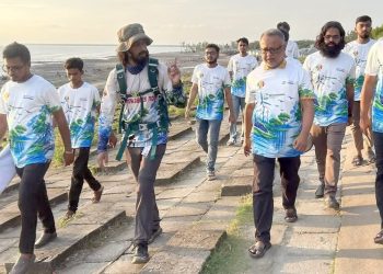 নবায়নযোগ্য জ্বালানি ও জলবায়ু ন্যায়ের দাবিতে ৭৫০ কিমি হাঁটছেন টনি