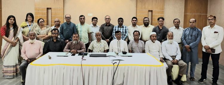পাঠক-দর্শকের আস্থা বাড়াতে সংবাদমাধ্যমের স্ব-নিয়ন্ত্রণ কাঠামো জোরদারের তাগিদ