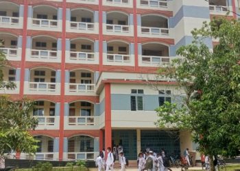 কাউখালী সরকারি বালক উচ্চ বিদ্যালয়ে শিক্ষা ব্যবস্থা ভেঙ্গে পড়েছে, ১৭ শিক্ষকের পদে কর্মরত ৪ জন