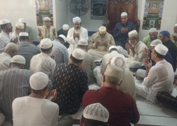 পটুয়াখালীতে পাংগাশিয়া ইউপি চেয়ারম্যান নজরুল গাজীর মাতার মৃত্যুতে দোয়া মিলাদ অনুষ্ঠিত