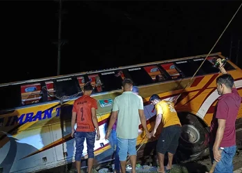 পটুয়াখালীতে বাস-অটোরিকশা সংঘর্ষ, মা-মেয়েসহ নিহত ৪