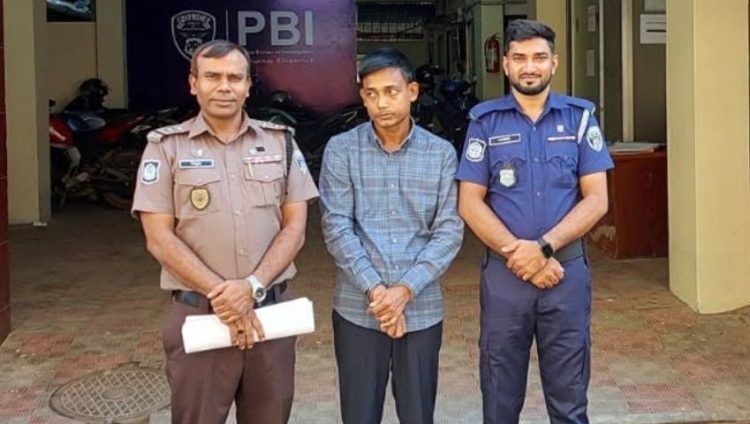 বাগেরহাট শহরে সৌদি প্রবাসীর ৭ লাখ টাকা ছিনতাই