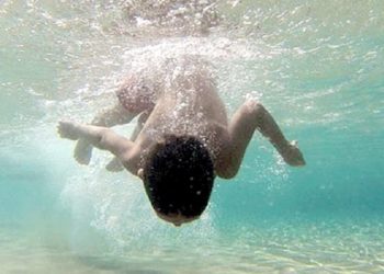 রানীশংকৈলে পানিতে ডুবে শিশুর মৃত্যু