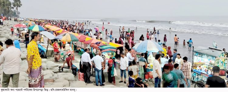 বিচ কার্নিভাল-২০২৬ ঘিরে খাবার হোটেল, যোগাযোগের বাহনে গলাকাটা বাণিজ্যের অভিযোগ