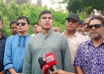 ফারাক্কা চুক্তি নবায়নে বাংলাদেশের পানির অধিকারকে গুরুত্ব: ফরহাদ আজাদ