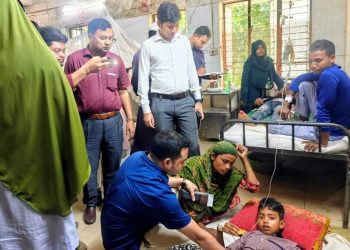 দেবীগঞ্জে স্কুলের দুধ পান করে ১৭ শিক্ষার্থী হাসপাতালে