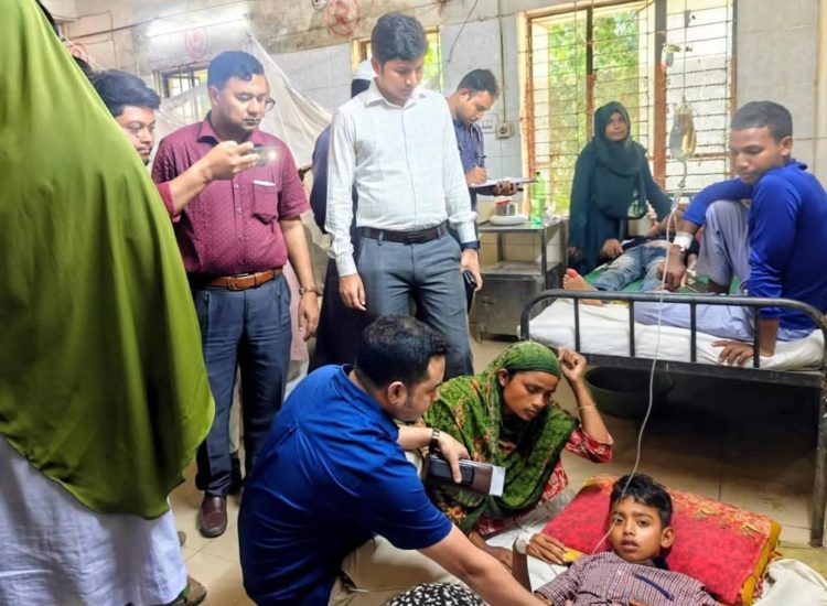 দেবীগঞ্জে স্কুলের দুধ পান করে ১৭ শিক্ষার্থী হাসপাতালে