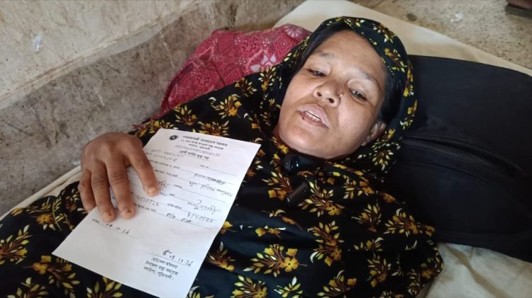স্বামীর নির্যাতনে হাসপাতালে কাতরাচ্ছেন রওশন আরা, বিচার দাবি