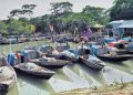 নিষেধাজ্ঞার ১৬ দিনেও প্রণোদনার চাল পাননি ২৭৭৫ জেলে