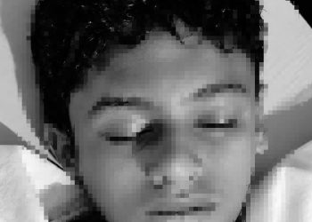 দশমিনায় ফুটবল খেলার মাঠে এক শিক্ষার্থীর মৃত্যু