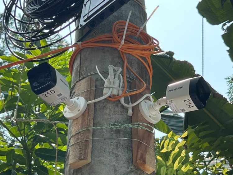 বাকেরগঞ্জে দুর্গা মন্দিরে সিসি ক্যামেরা স্থাপনে বাধা দেওয়ার অভিযোগ