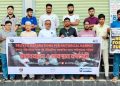 জলবায়ু পরিবর্তনে ঐতিহাসিক ক্ষয়ক্ষতির ন্যায্য ক্ষতিপূরণের দাবিতে কলাপাড়ায় মানববন্ধন