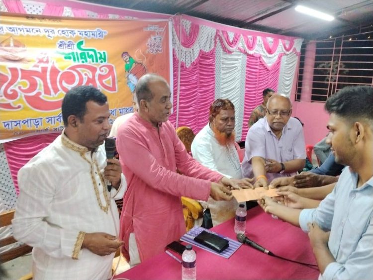 আনিসুর রহমান আনিসের বাউফলের বিভিন্ন পূজামণ্ডপ পরিদর্শন