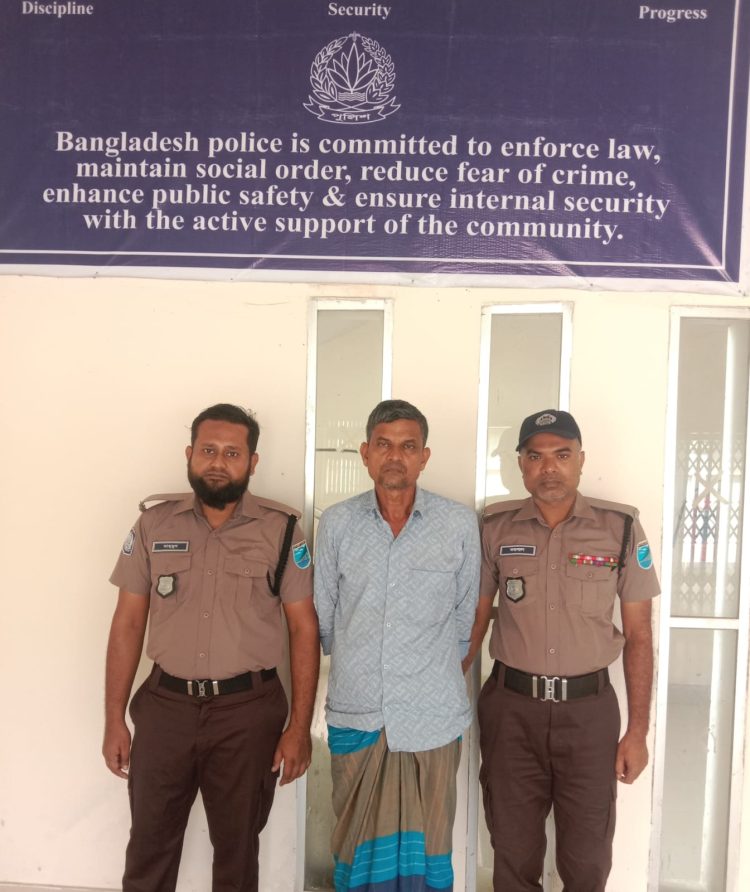 ডাসারে গৃহবধূ হত্যার অভিযোগে পলাতক স্বামী অরুণ সমাদ্দার গ্রেফতার